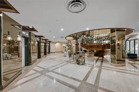 6039 Collins Avenue Miami Beach FL 33140