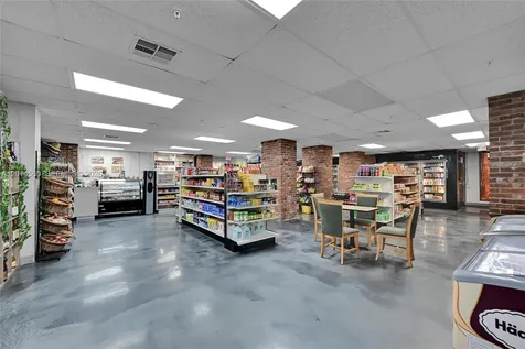 6039 Collins Avenue Miami Beach FL 33140