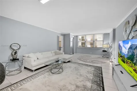 6039 Collins Avenue Miami Beach FL 33140