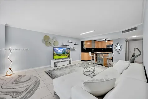 6039 Collins Avenue Miami Beach FL 33140