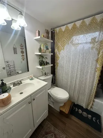 3910 Crystal Lake Drive Deerfield Beach FL 33064