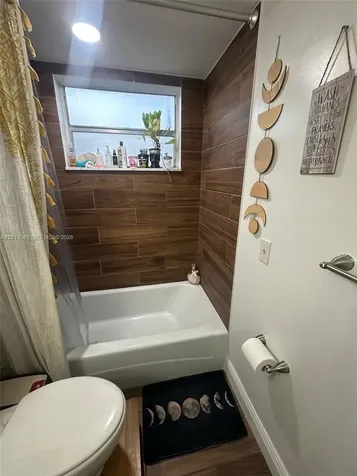3910 Crystal Lake Drive Deerfield Beach FL 33064