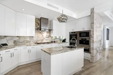 17749 Collins Avenue Sunny Isles Beach FL 33160