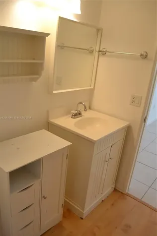 255 Galen Drive Key Biscayne FL 33149