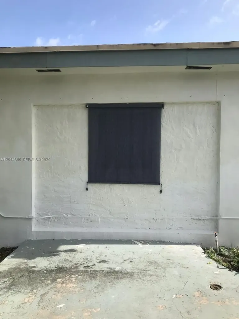2530 NW 17th Street Fort Lauderdale FL 33311
