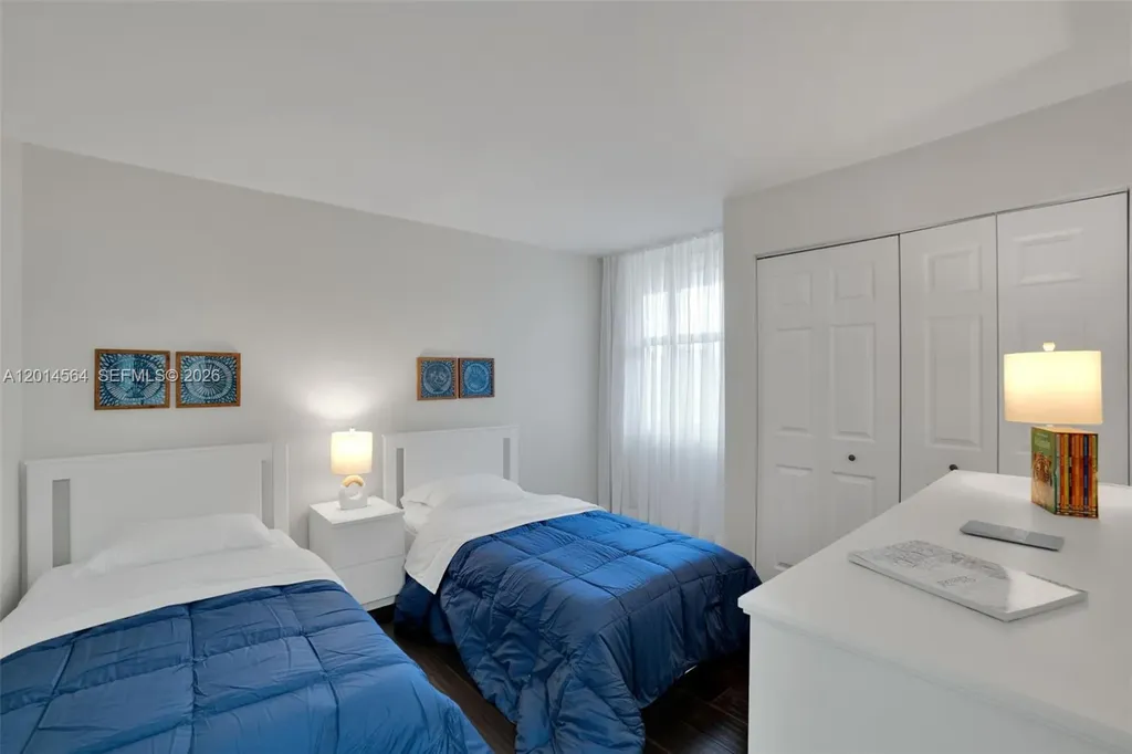 500 Egret Circle Delray Beach FL 33444