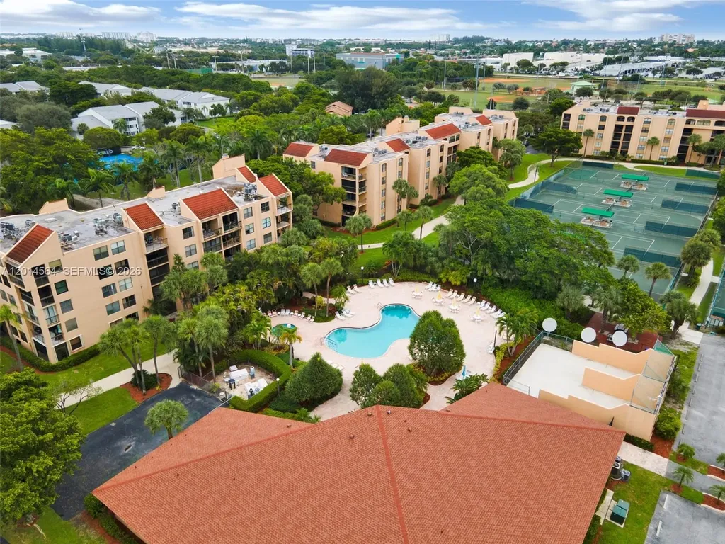 500 Egret Circle Delray Beach FL 33444