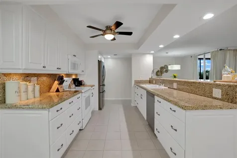 500 Egret Circle Delray Beach FL 33444