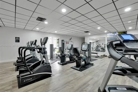 500 Egret Circle Delray Beach FL 33444