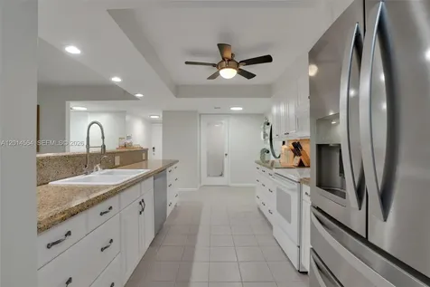 500 Egret Circle Delray Beach FL 33444