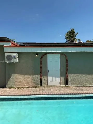 4324 NW 76th Avenue Coral Springs FL 33065