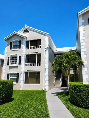 2890 N Oakland Forest Drive Oakland Park FL 33309