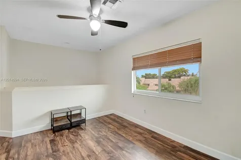 16339 Malibu Drive Weston FL 33326