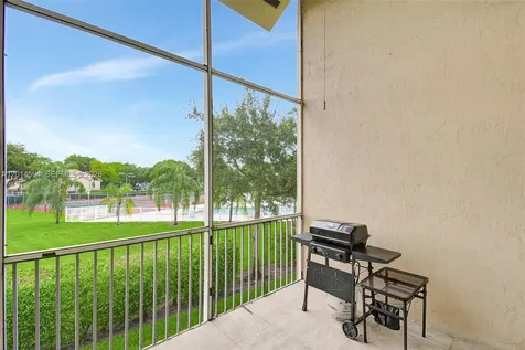 16339 Malibu Drive Weston FL 33326