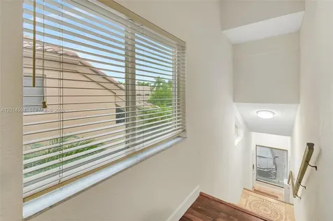 16339 Malibu Drive Weston FL 33326