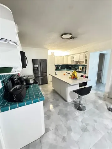 1314 W 77th Street Hialeah FL 33014