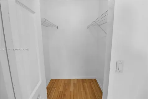117 SE 3rd Avenue Hallandale Beach FL 33009