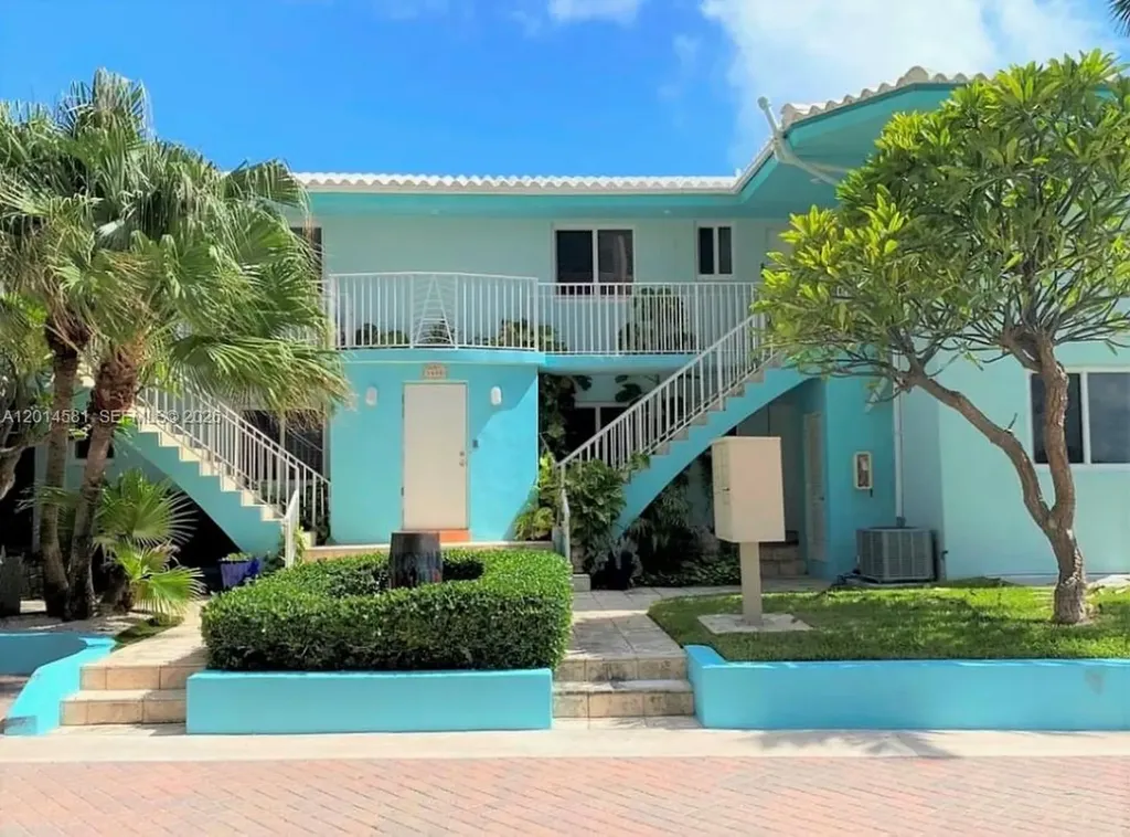 3400 N Surf Road Hollywood FL 33019