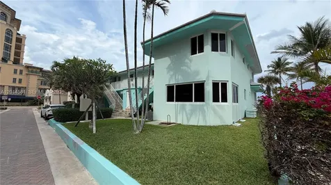 3400 N Surf Road Hollywood FL 33019