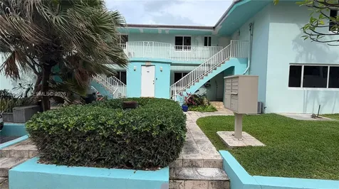 3400 N Surf Road Hollywood FL 33019