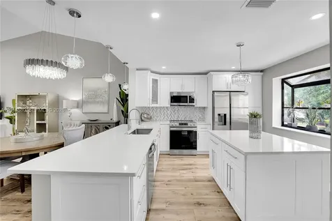 7902 La Mirada Drive Boca Raton FL 33433