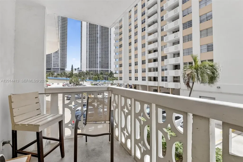 1817 S Ocean Drive Hallandale Beach FL 33009