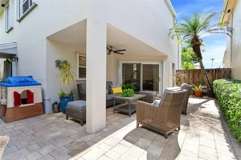 9904 SW 117th Place Miami FL 33186