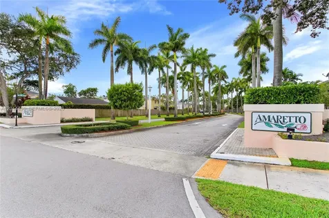 9904 SW 117th Place Miami FL 33186