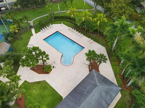 9904 SW 117th Place Miami FL 33186