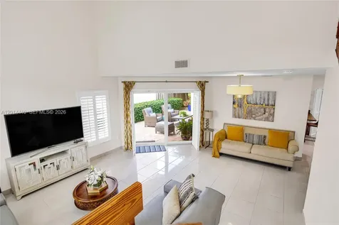 9904 SW 117th Place Miami FL 33186