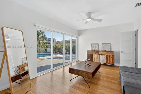 2095 Keystone Boulevard North Miami FL 33181