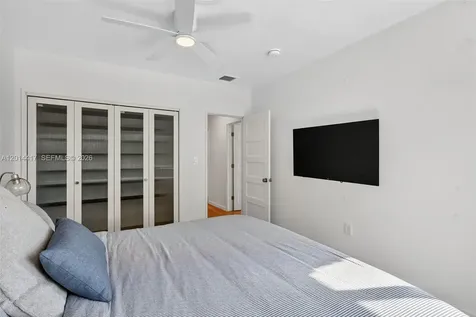 2095 Keystone Boulevard North Miami FL 33181