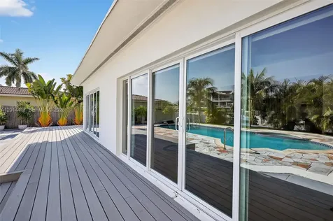 2095 Keystone Boulevard North Miami FL 33181
