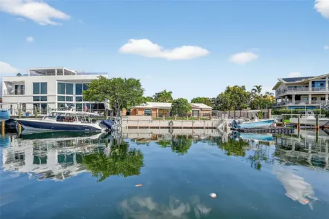 2095 Keystone Boulevard North Miami FL 33181