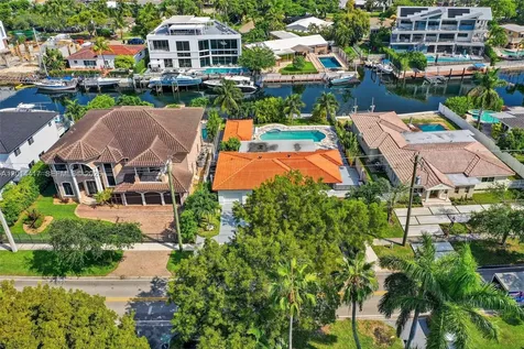 2095 Keystone Boulevard North Miami FL 33181