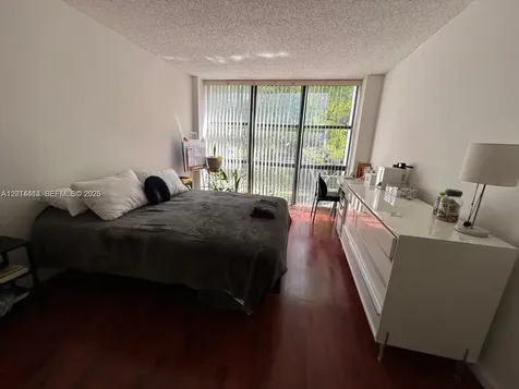 17021 N Bay Road Sunny Isles Beach FL 33160