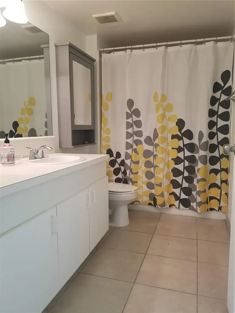 470 S Park Road Hollywood FL 33021