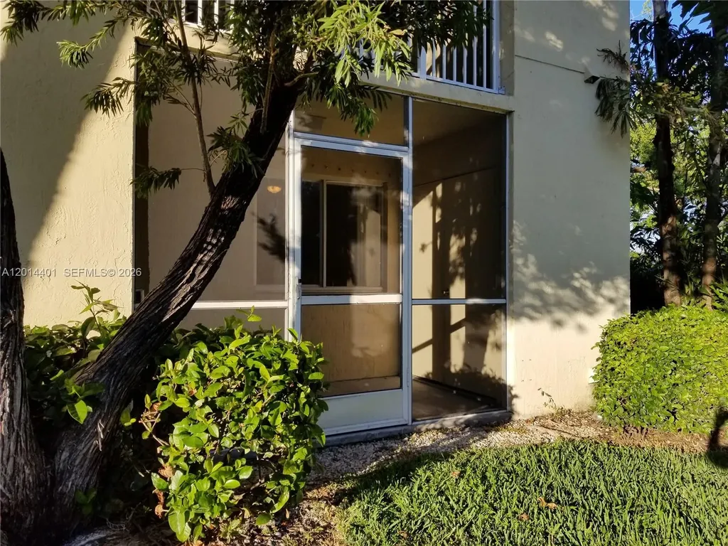 470 S Park Road Hollywood FL 33021