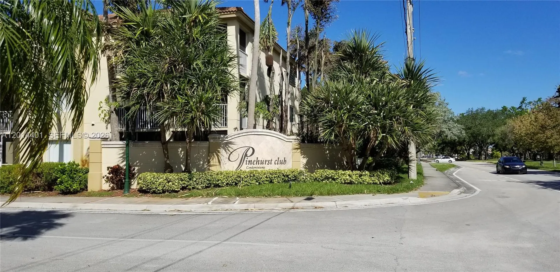 470 S Park Road Hollywood FL 33021