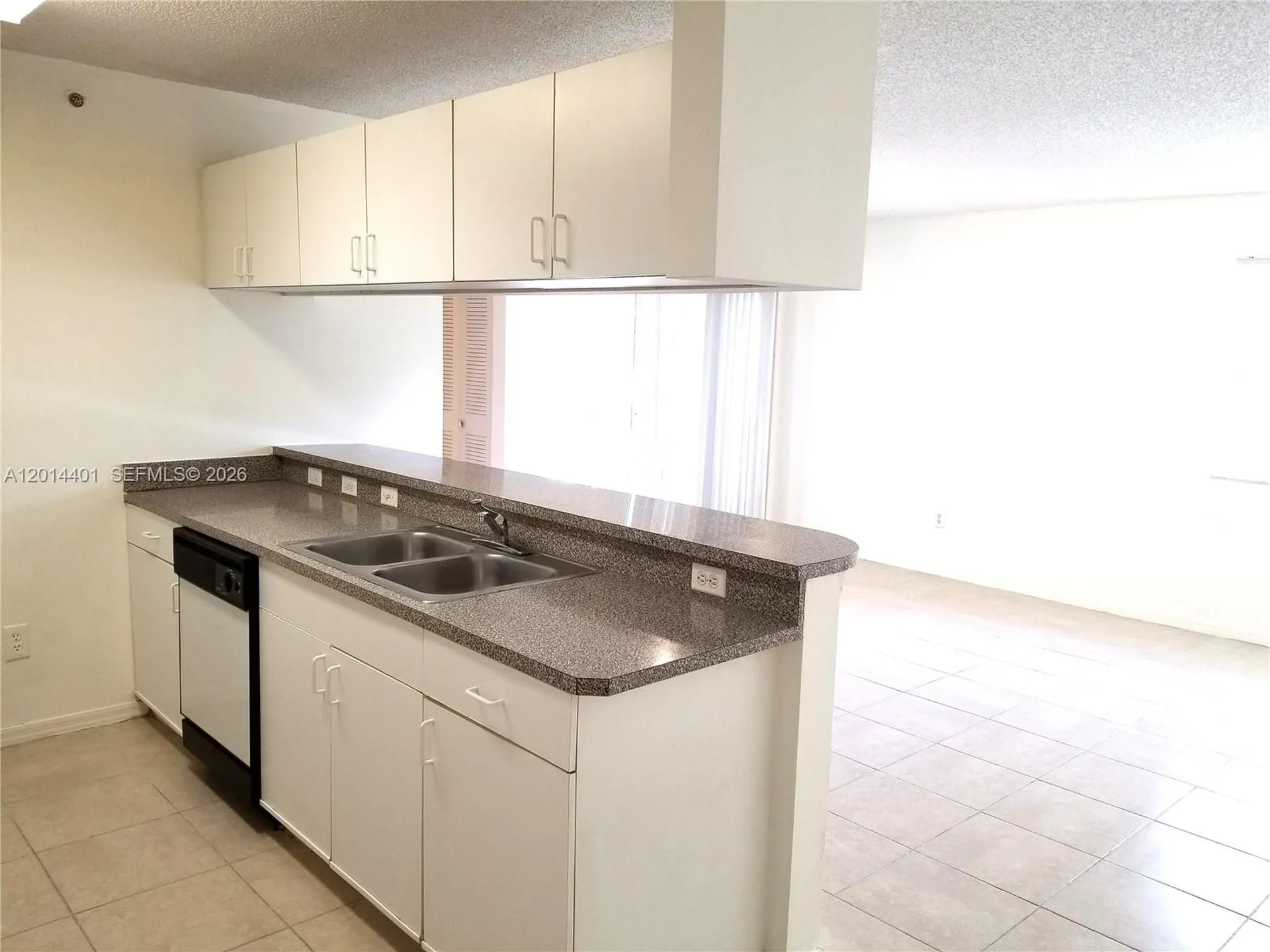 470 S Park Road Hollywood FL 33021