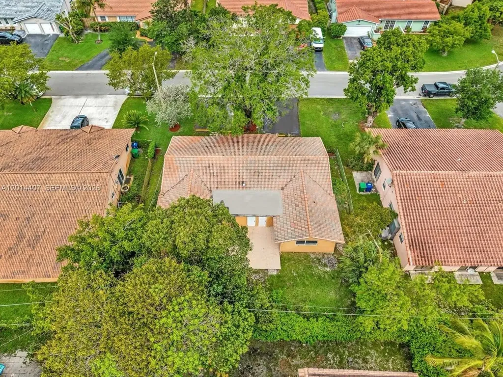 3691 NW 78th Lane Coral Springs FL 33065