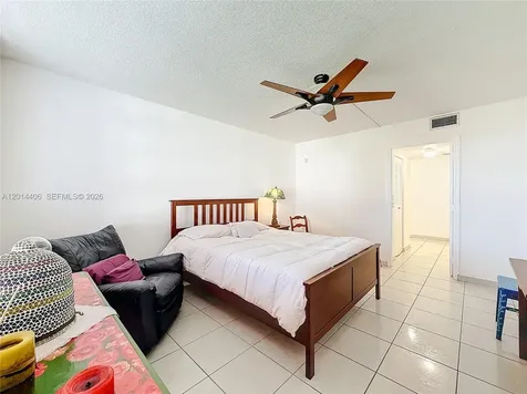 1401 NE Miami Gardens Drive Miami FL 33179