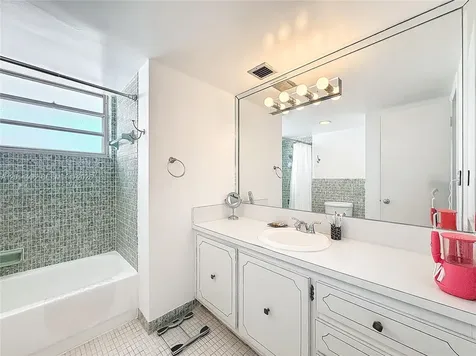 1401 NE Miami Gardens Drive Miami FL 33179