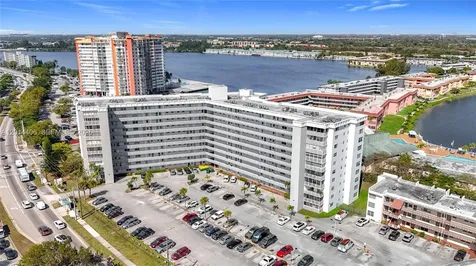 1401 NE Miami Gardens Drive Miami FL 33179