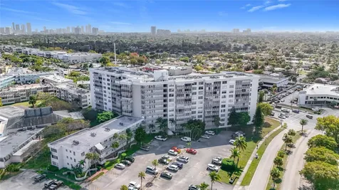 1401 NE Miami Gardens Drive Miami FL 33179