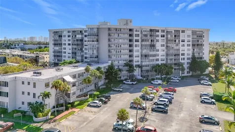 1401 NE Miami Gardens Drive Miami FL 33179