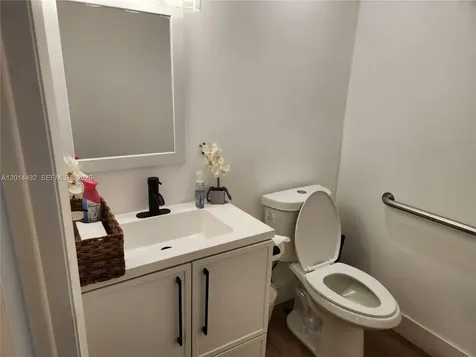 8109 NW 29th Street Doral FL 33122