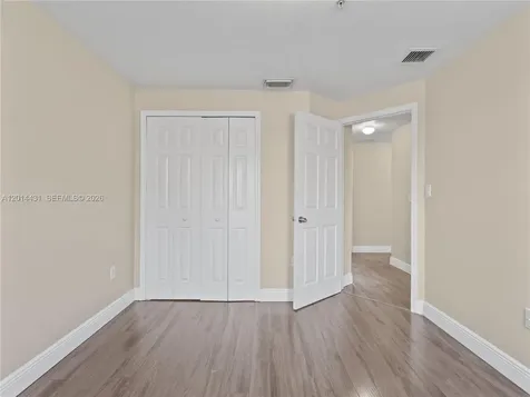 9 E 4th Street Hialeah FL 33010