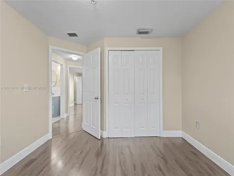 9 E 4th Street Hialeah FL 33010