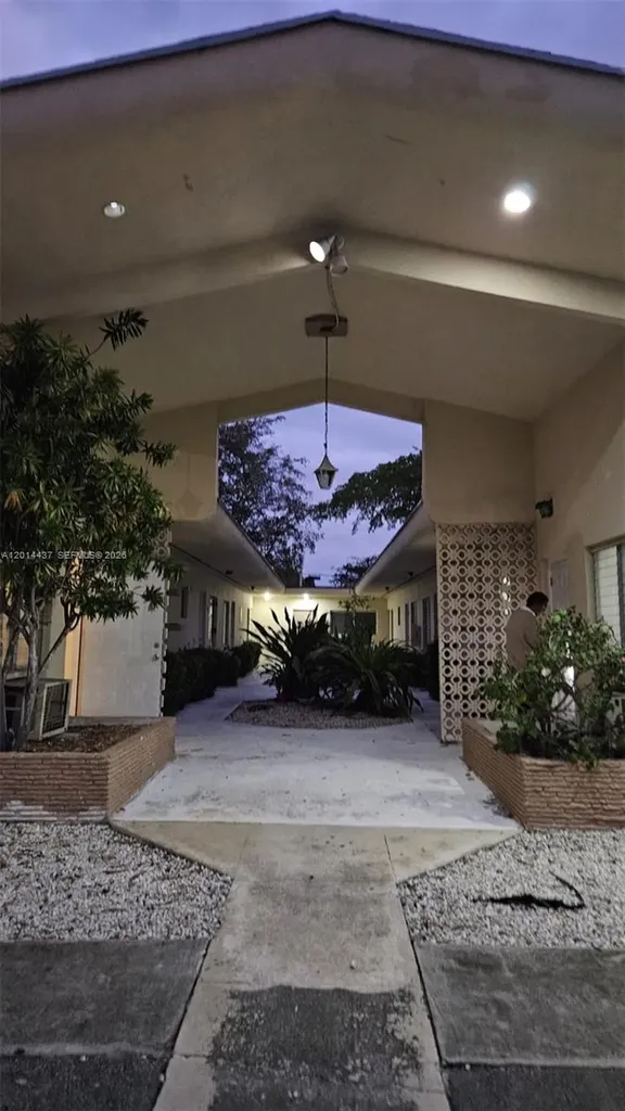 1270 NE 139th Street North Miami FL 33161